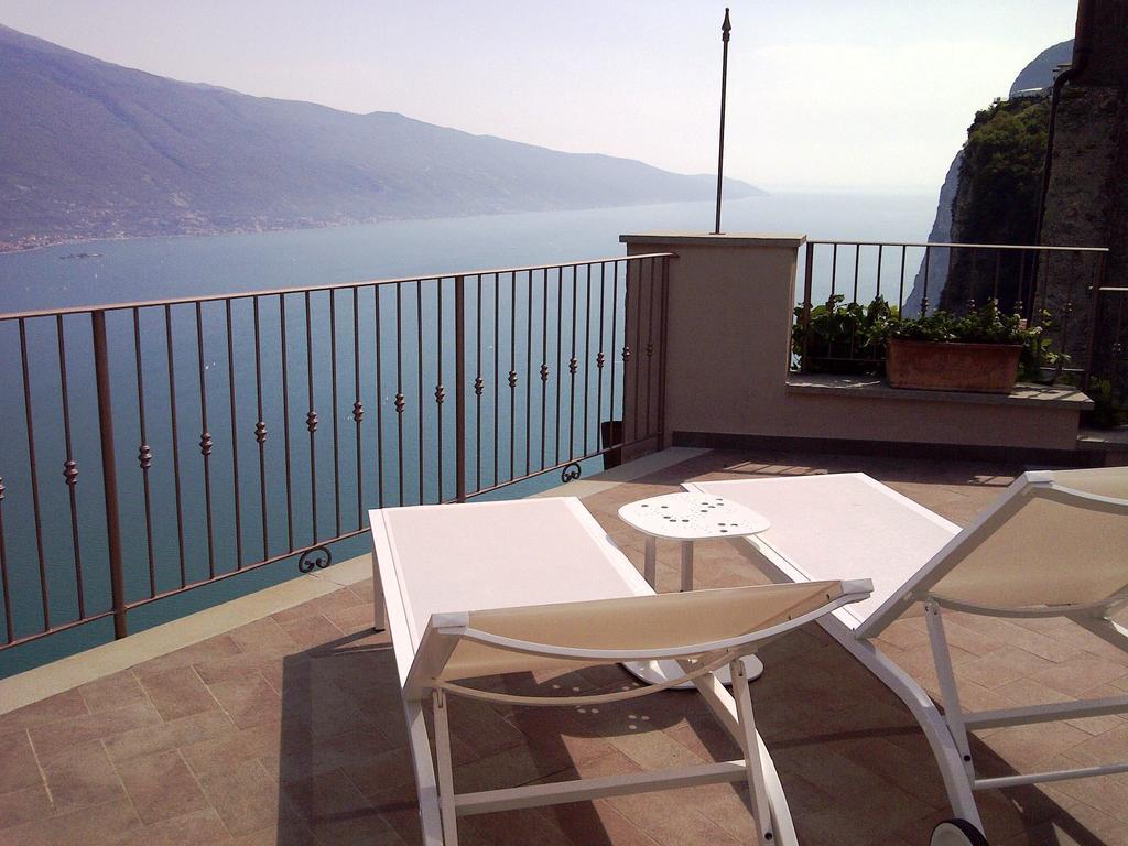 Locanda Al Castelletto Tremosine Ruang foto